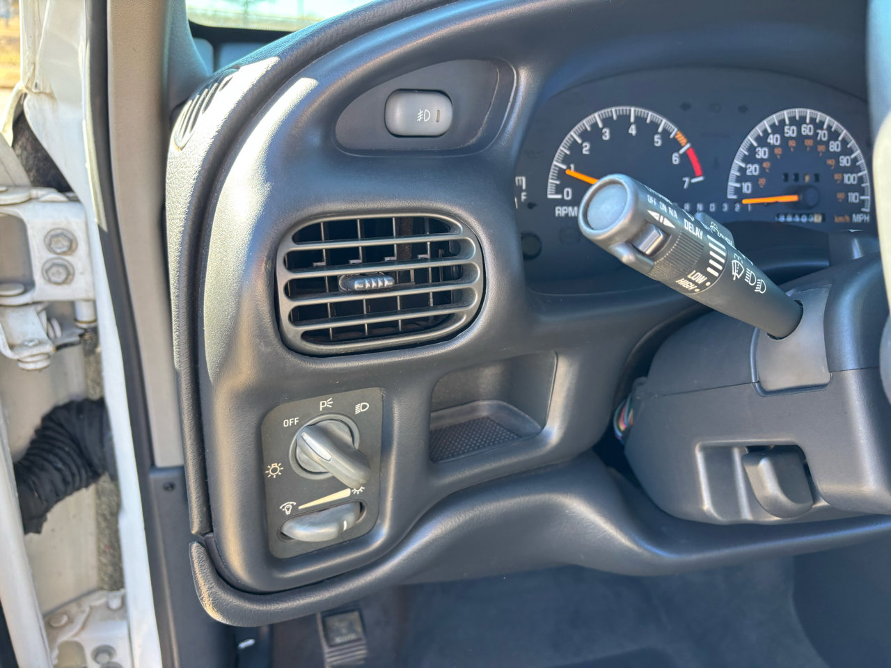 Used 2001 Pontiac Grand Prix GT w/ Opt Pkg 1 image 11