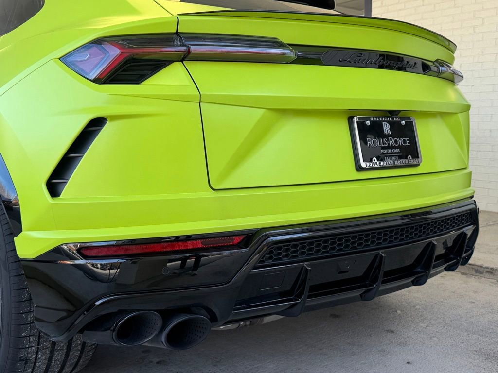 Used 2022 Lamborghini Urus image 10