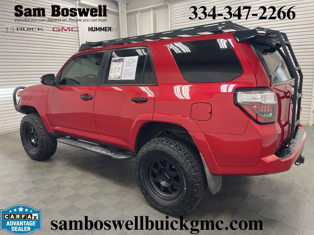 Used 2021 Toyota 4Runner Venture w/ Moonroof Package image 4