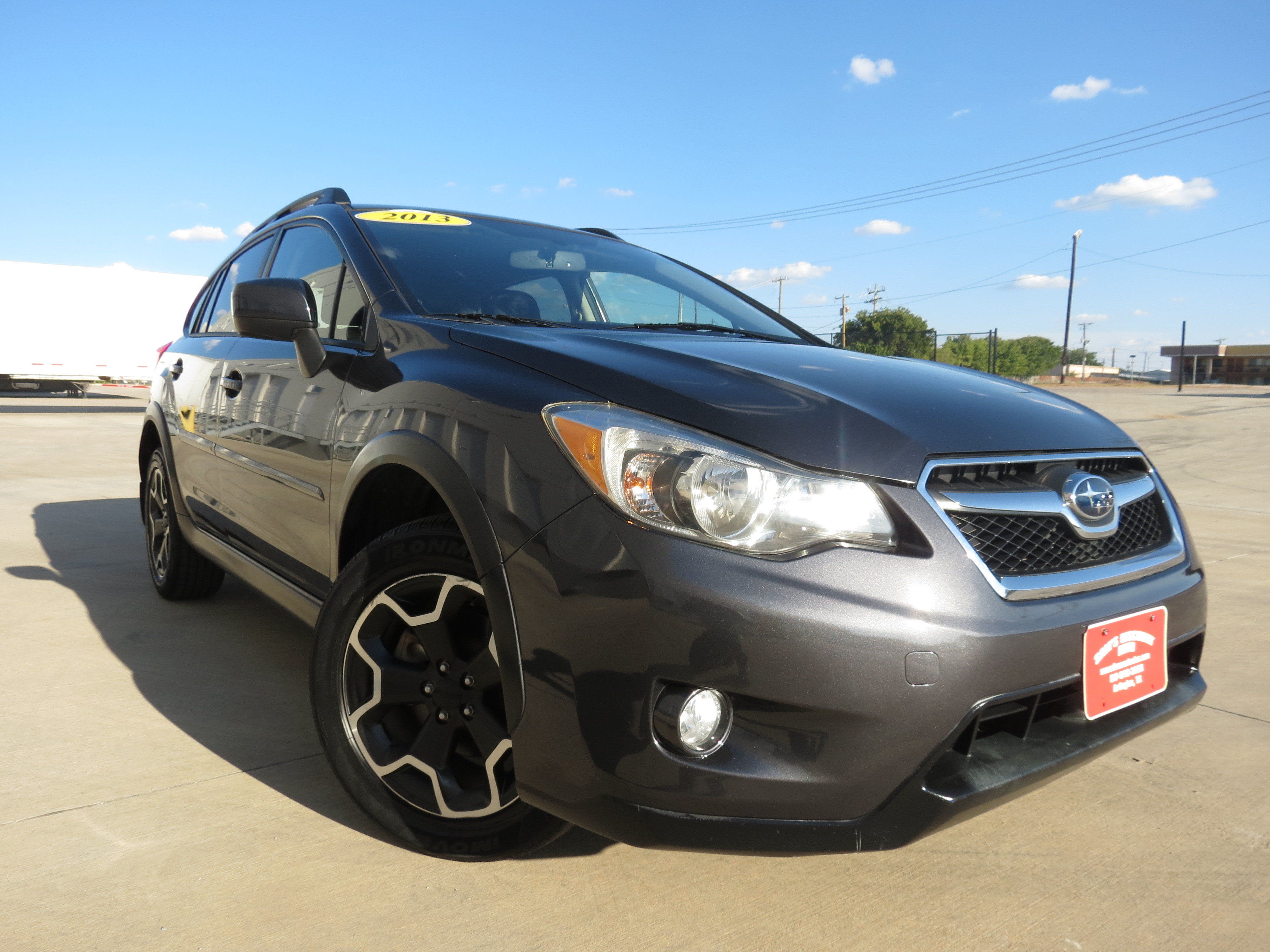 Used 2013 Subaru Crosstrek 2.0i Premium AWD/4WD image 2