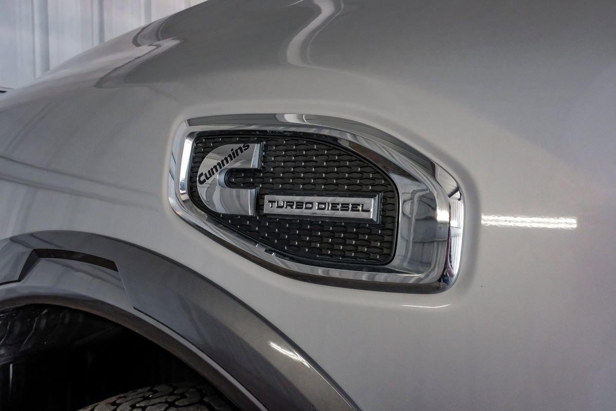 Used 2019 Nissan Titan PRO-4X image 51