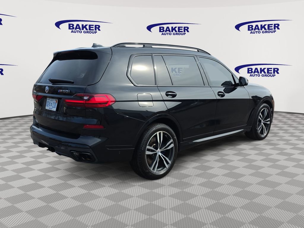 Used 2022 BMW X7 M50i w/ Dynamic Handling Package image 5