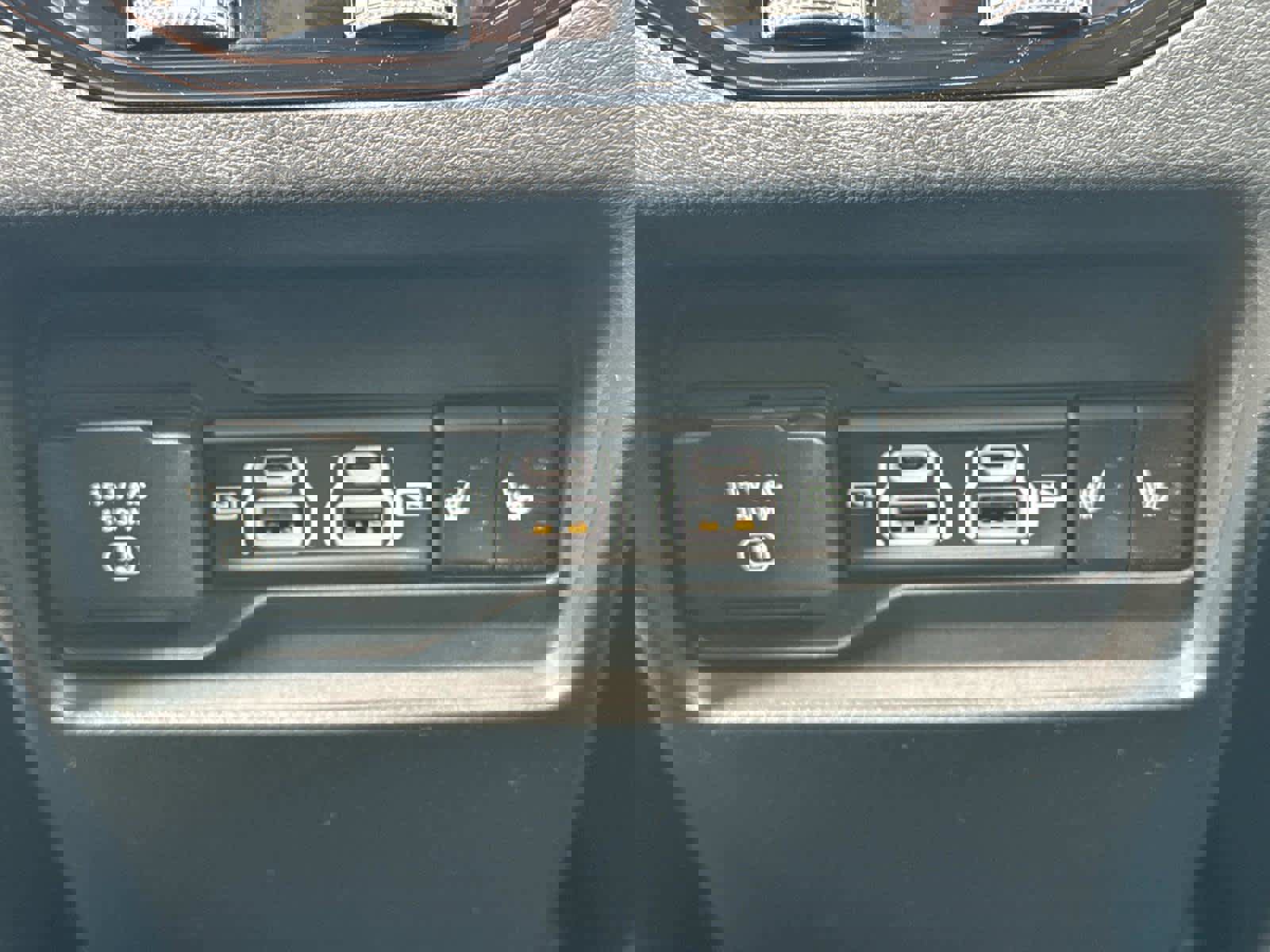 New 2025 Jeep Grand Cherokee Limited AWD/4WD image 9