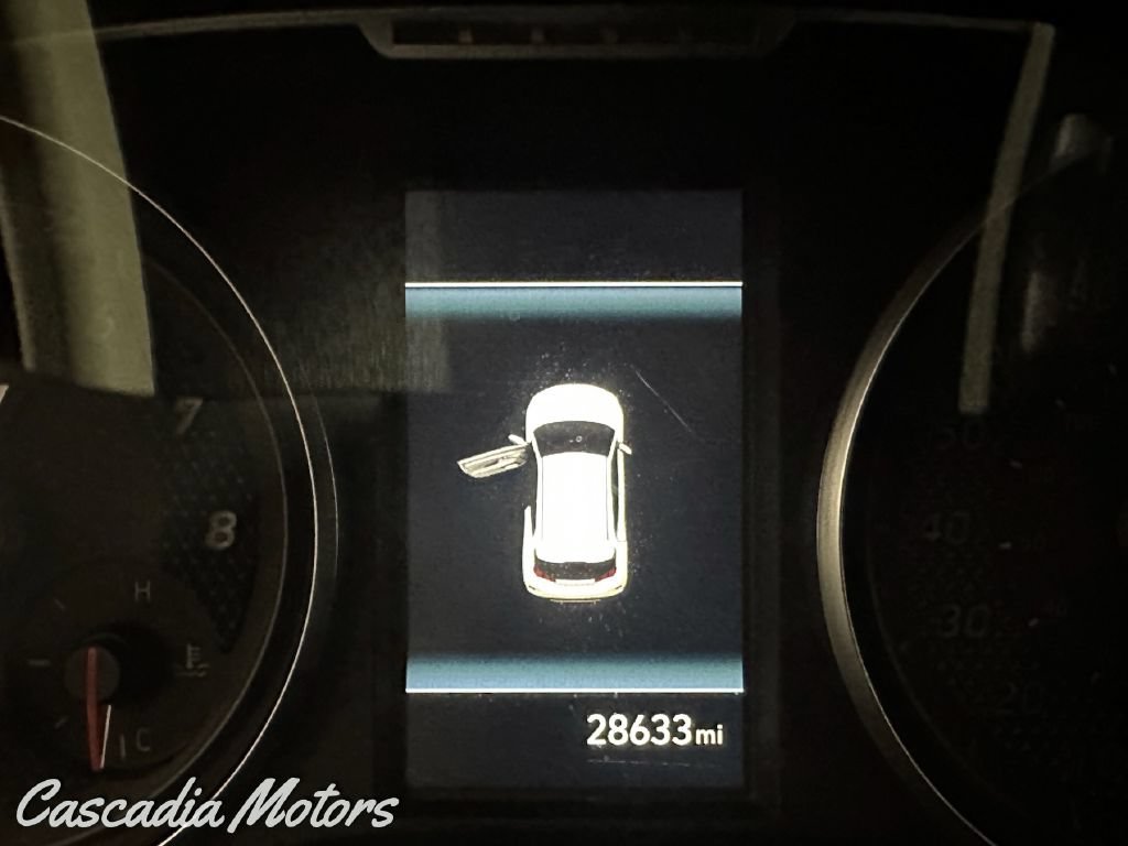 Used 2022 Hyundai Veloster N FWD image 15