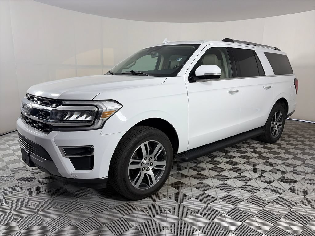 Used 2024 Ford Expedition Max Limited AWD/4WD image 3