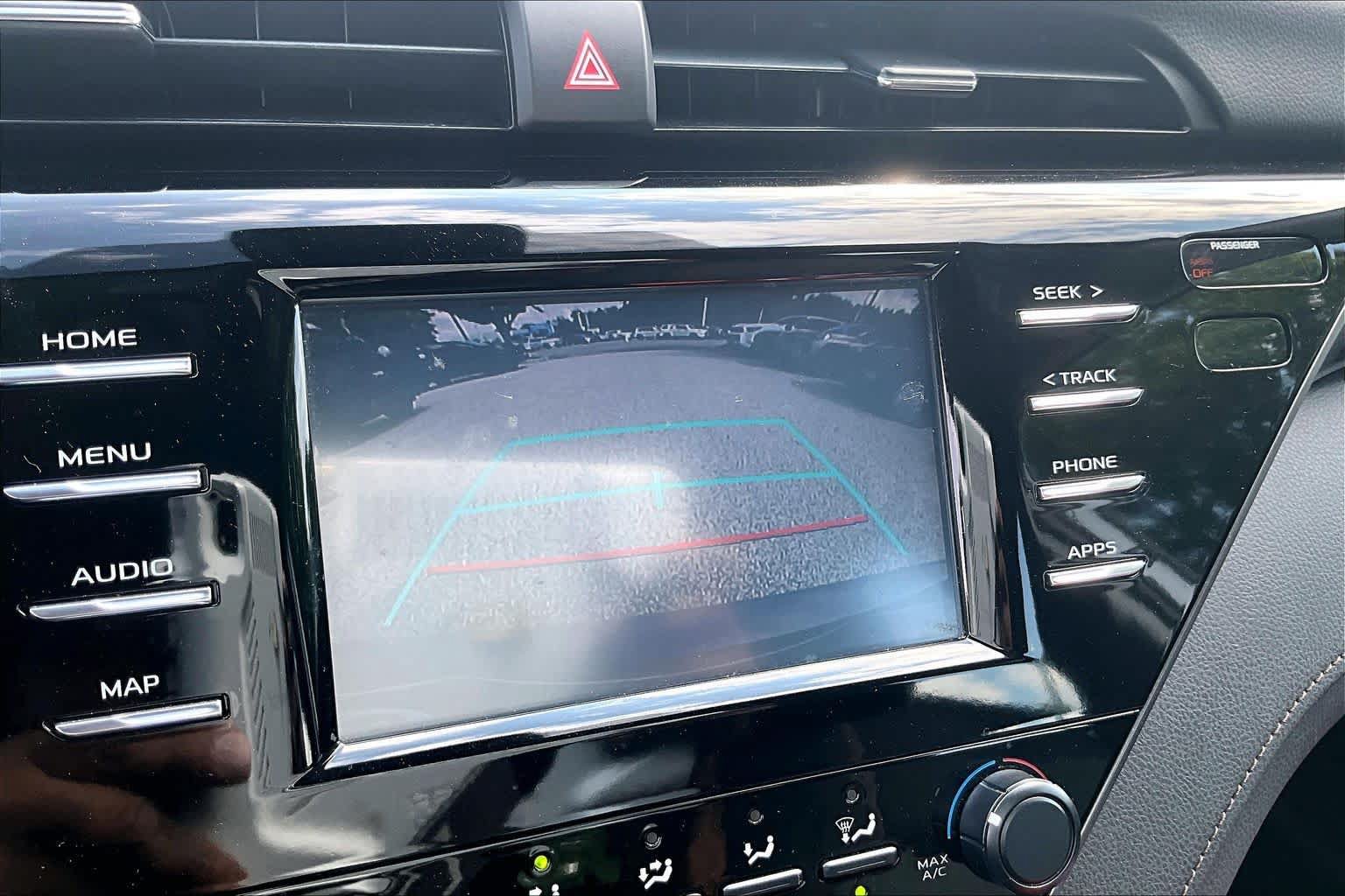 Used 2019 Toyota Camry LE FWD image 26