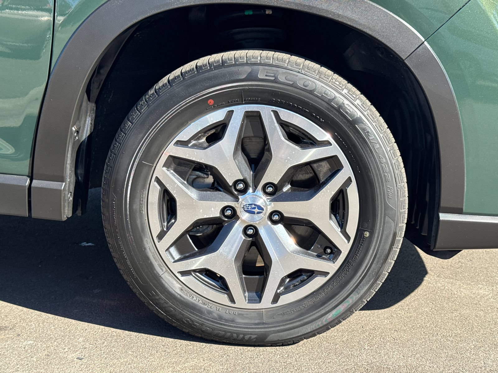 Certified 2023 Subaru Forester Premium AWD/4WD image 4