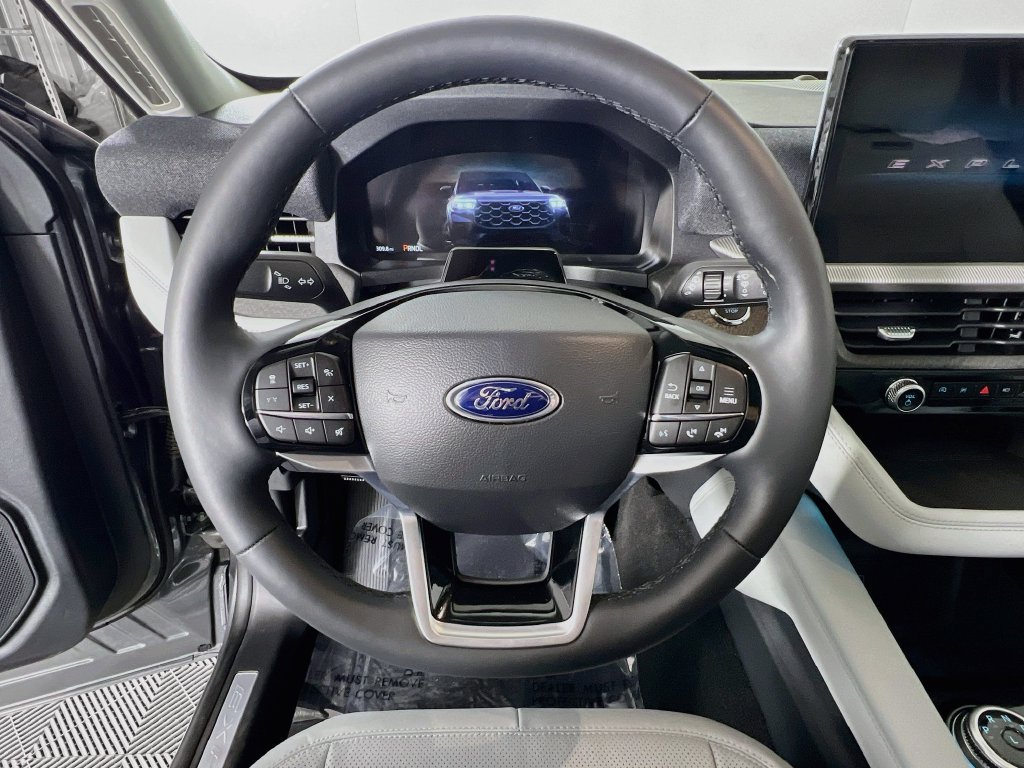 New 2026 Ford Explorer Platinum w/ LUX Leather Package AWD/4WD image 7