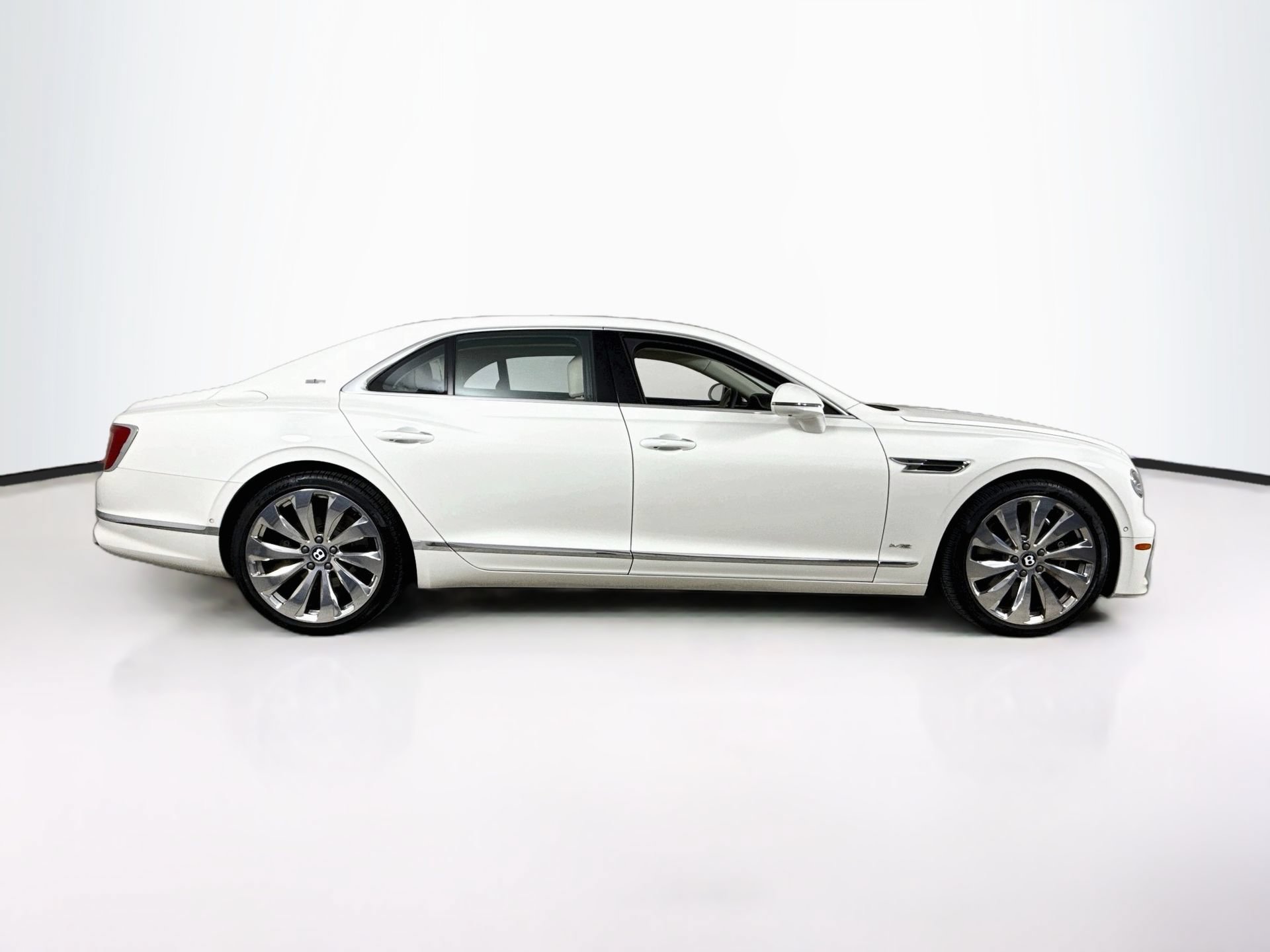 Used 2021 Bentley Flying Spur W12 AWD/4WD image 8