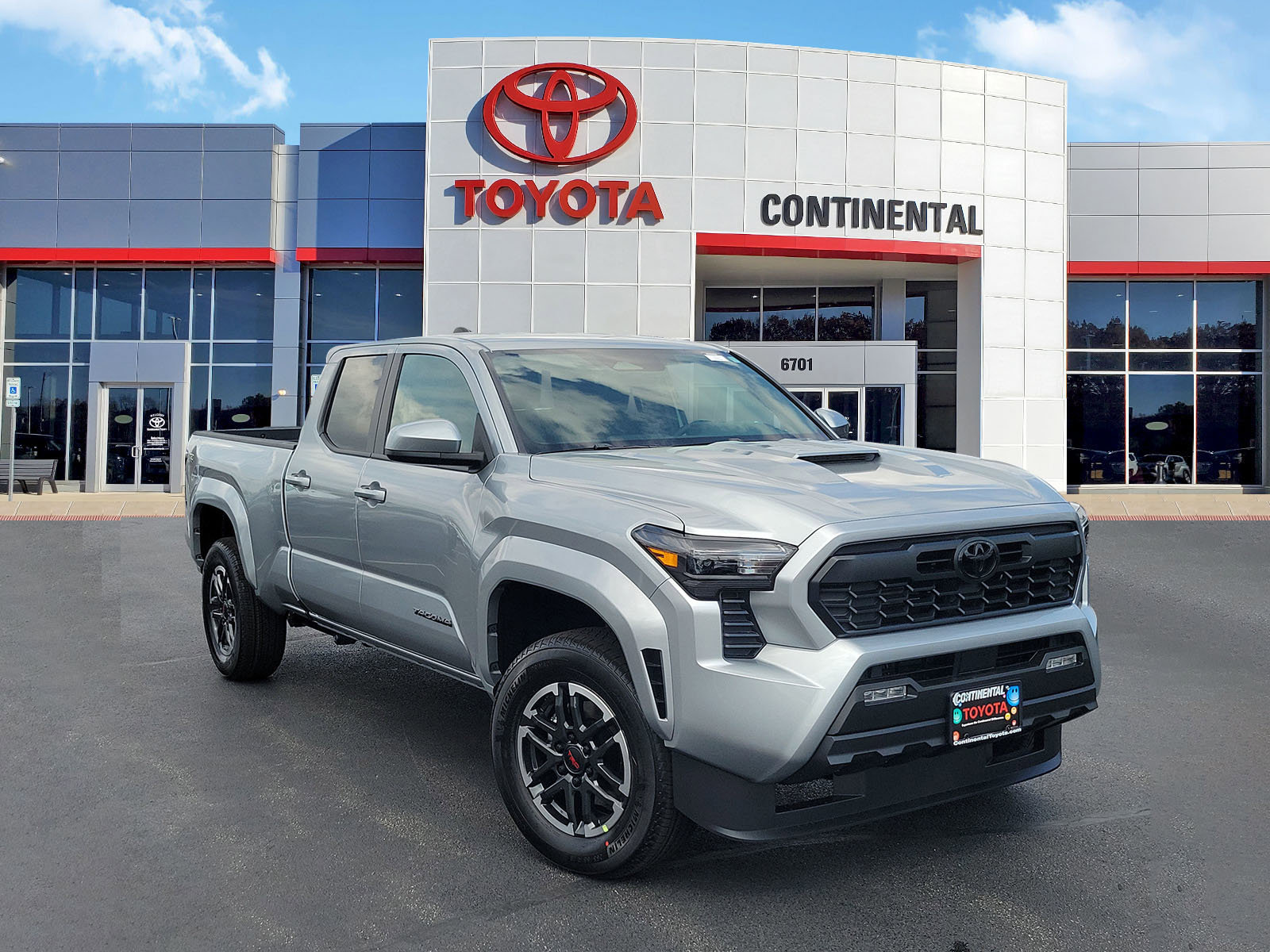 New 2026 Toyota Tacoma TRD Sport AWD/4WD image 2