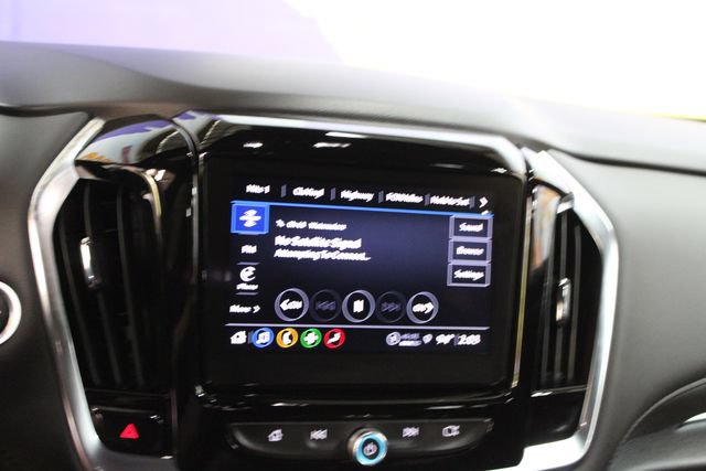 Used 2023 Chevrolet Traverse LT FWD image 19