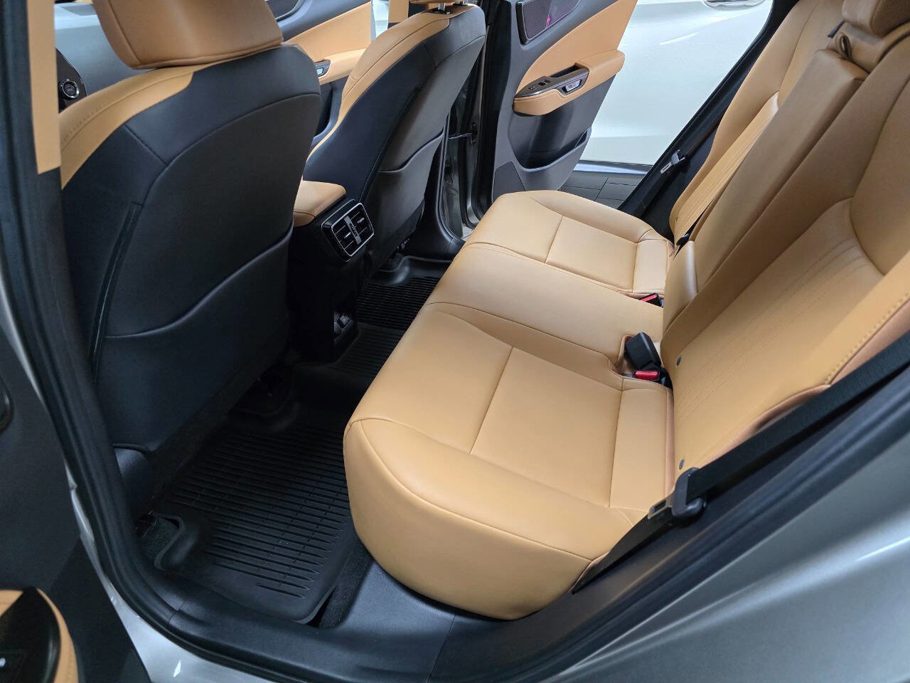 Used 2023 Lexus NX 350 AWD image 27