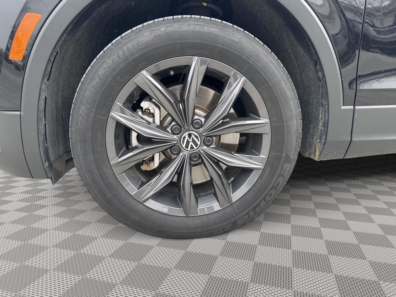 Certified 2022 Volkswagen Tiguan SE AWD/4WD image 15