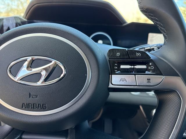 Used 2023 Hyundai Elantra SEL w/ Convenience Package image 39