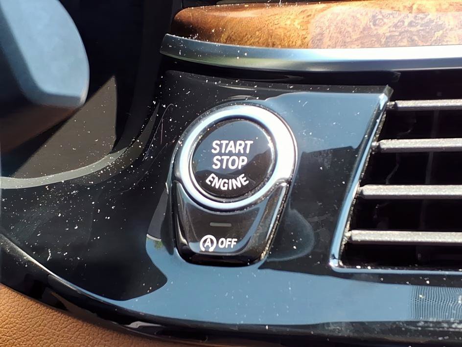 Used 2019 BMW 540i xDrive w/ Executive Package AWD/4WD image 26