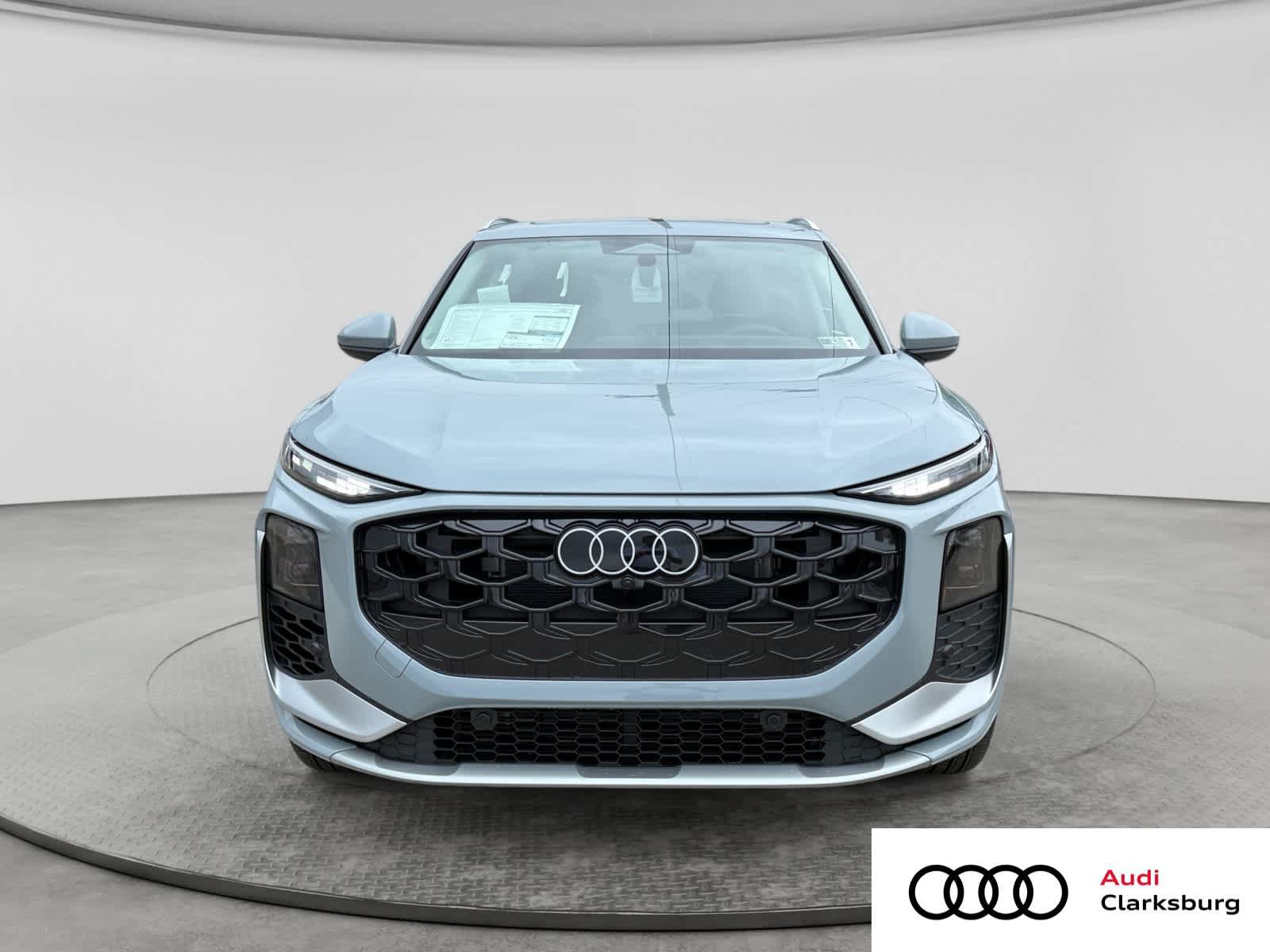 New 2026 Audi Q3 quattro 2.0T AWD/4WD image 2