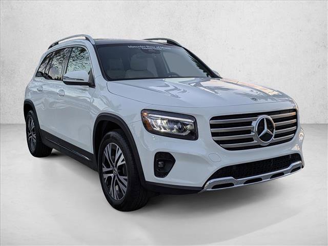 Used 2026 Mercedes-Benz GLB 250 image 3