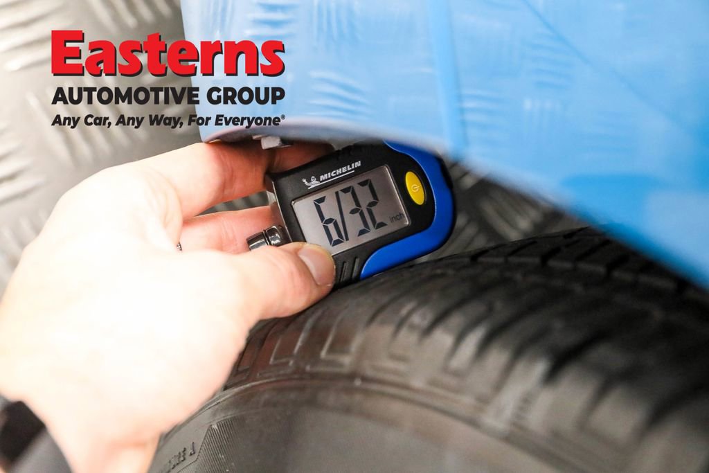 Used 2021 Toyota Prius Prime XLE w/ Carpet Mat Package (TMS) image 23