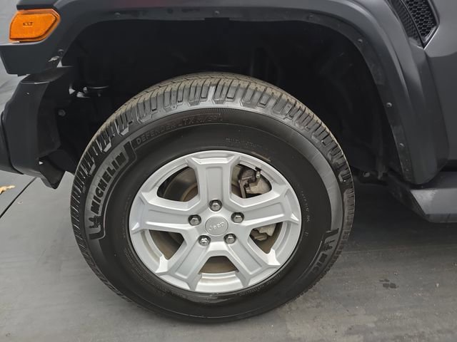 Used 2021 Jeep Wrangler Unlimited Sport image 15