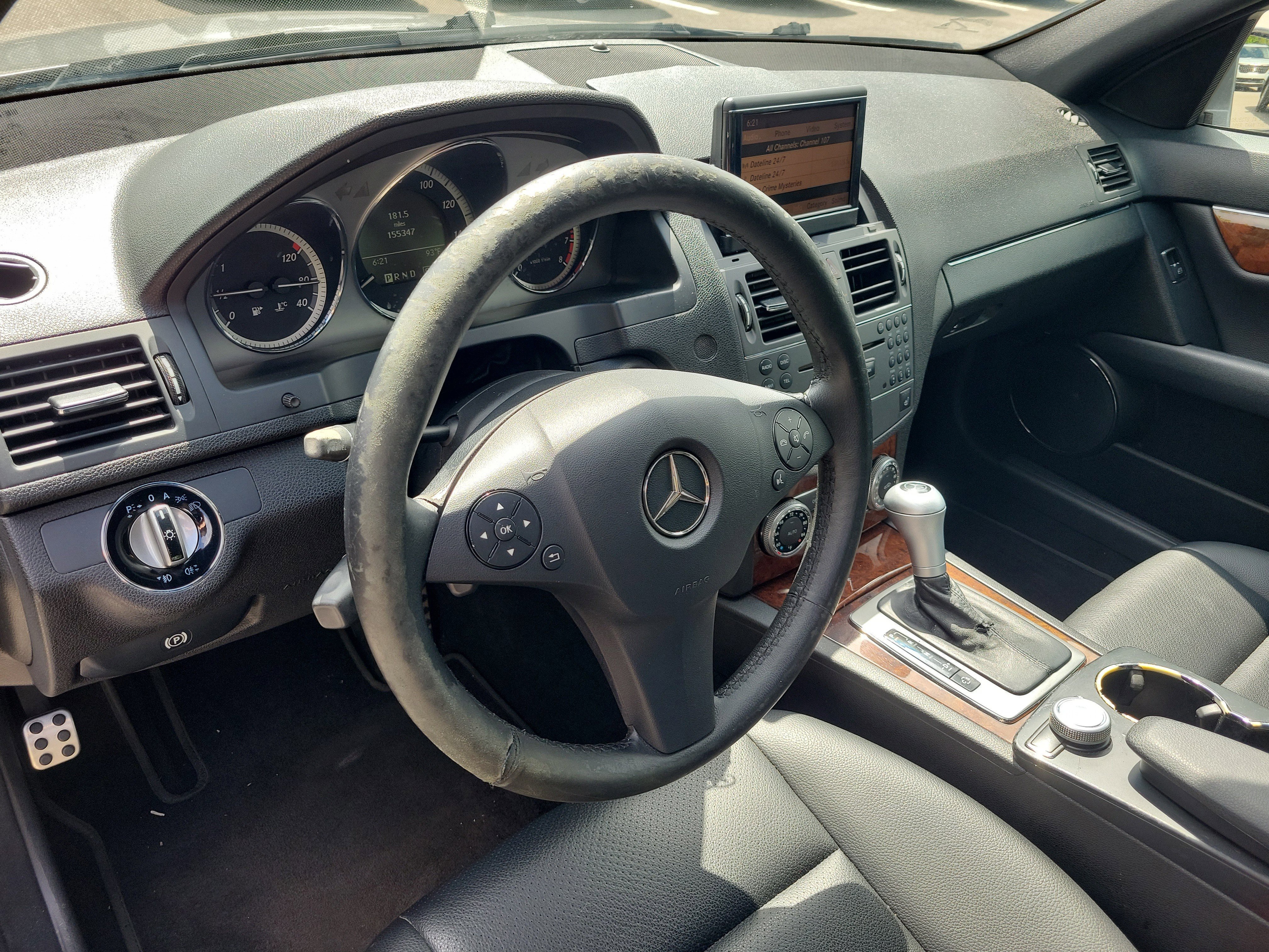 Used 2010 Mercedes-Benz C 300 Sedan image 22