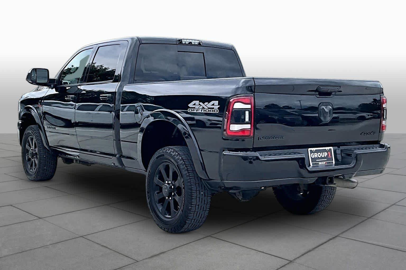 Used 2019 RAM 2500 Laramie w/ Night Edition AWD/4WD image 12
