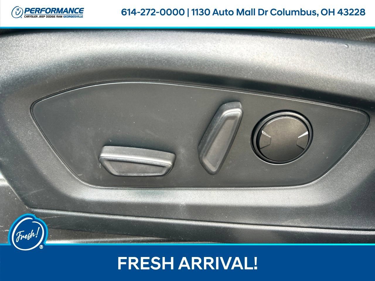 Used 2022 Ford Explorer XLT AWD/4WD image 18