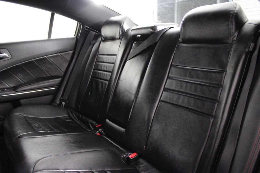 Used 2013 Dodge Charger R/T image 19