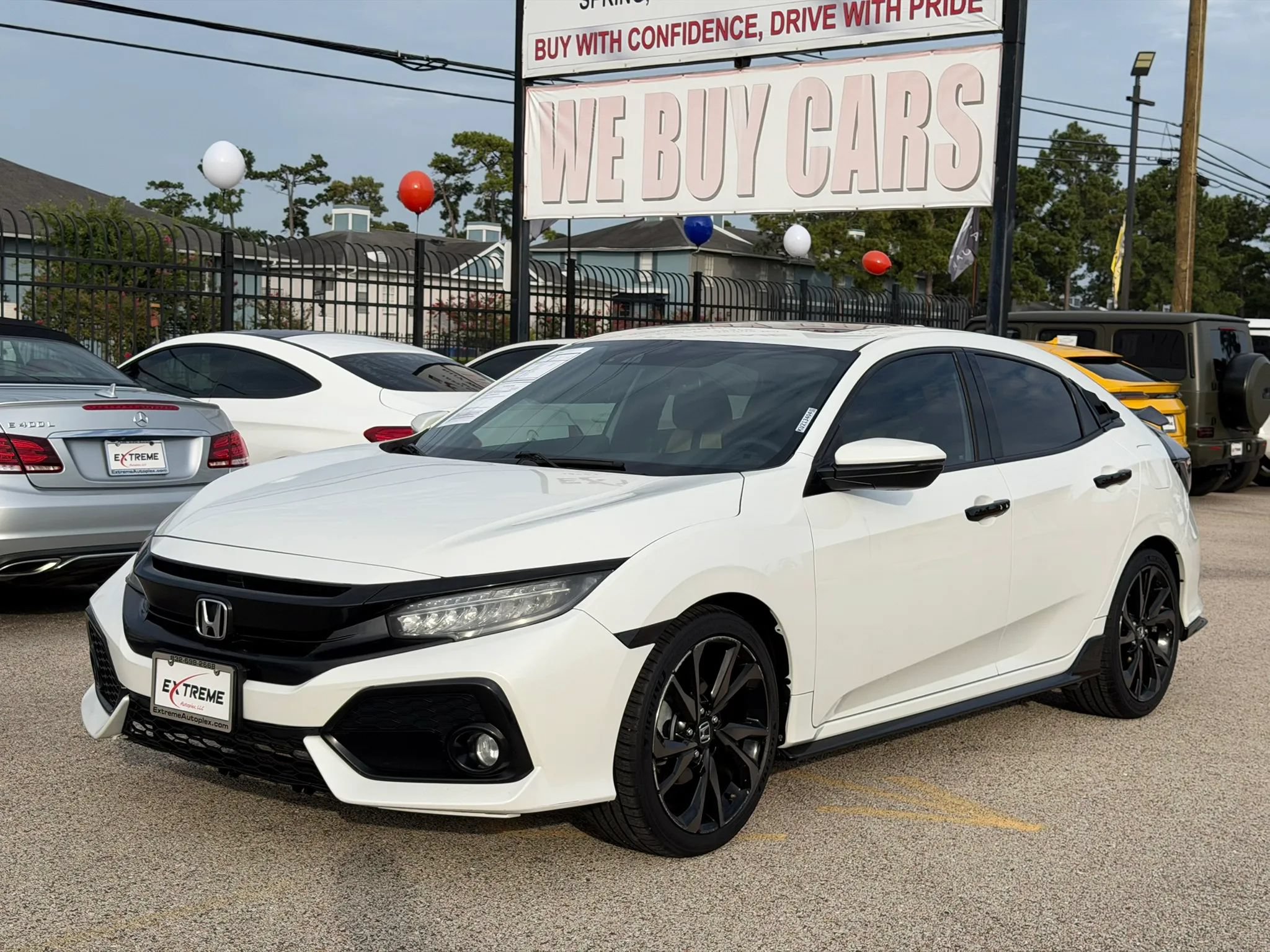Used 2019 Honda Civic Sport Touring image 4