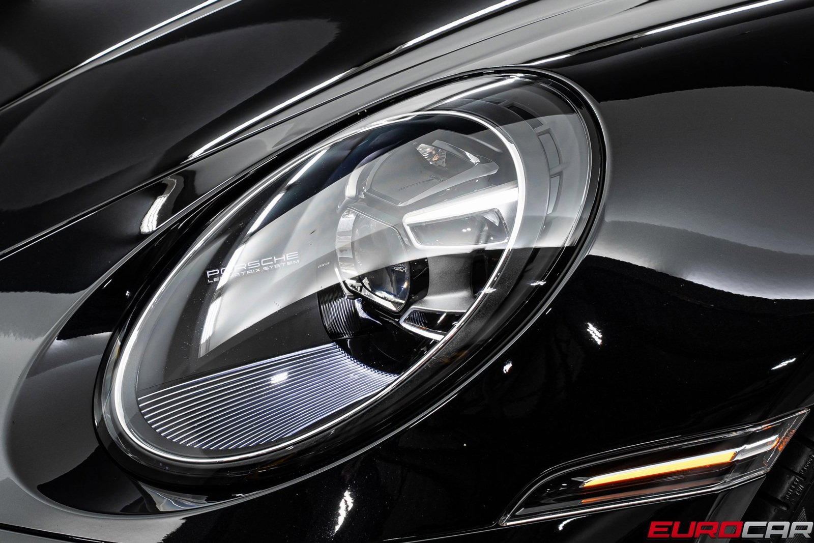 Used 2022 Porsche 911 Turbo S image 13