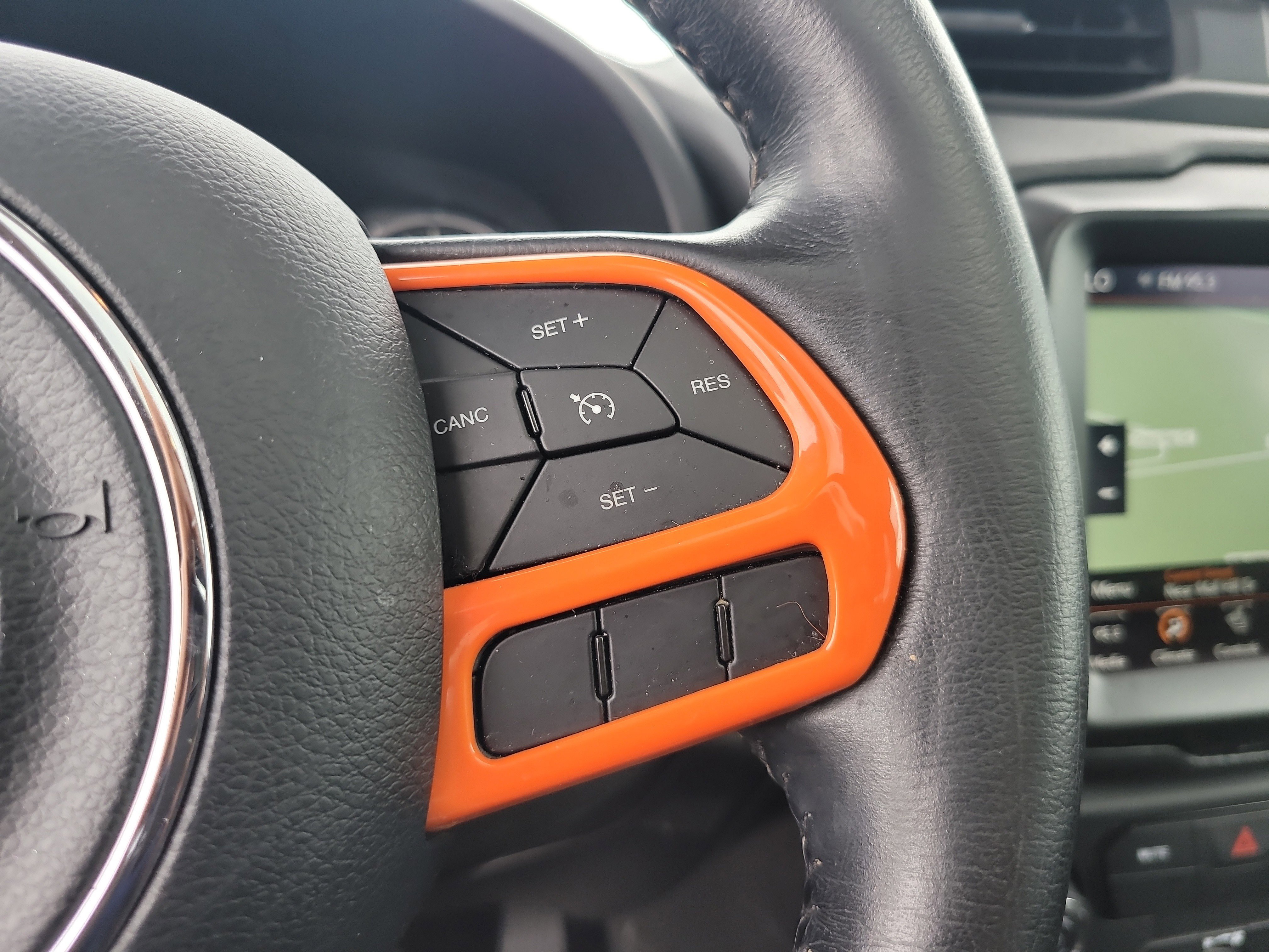 Used 2021 Jeep Renegade Limited w/ Sun & Sound Group AWD/4WD image 28