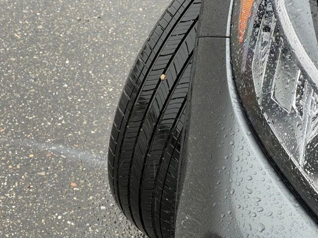 Used 2025 Ford Escape ST-Line image 3