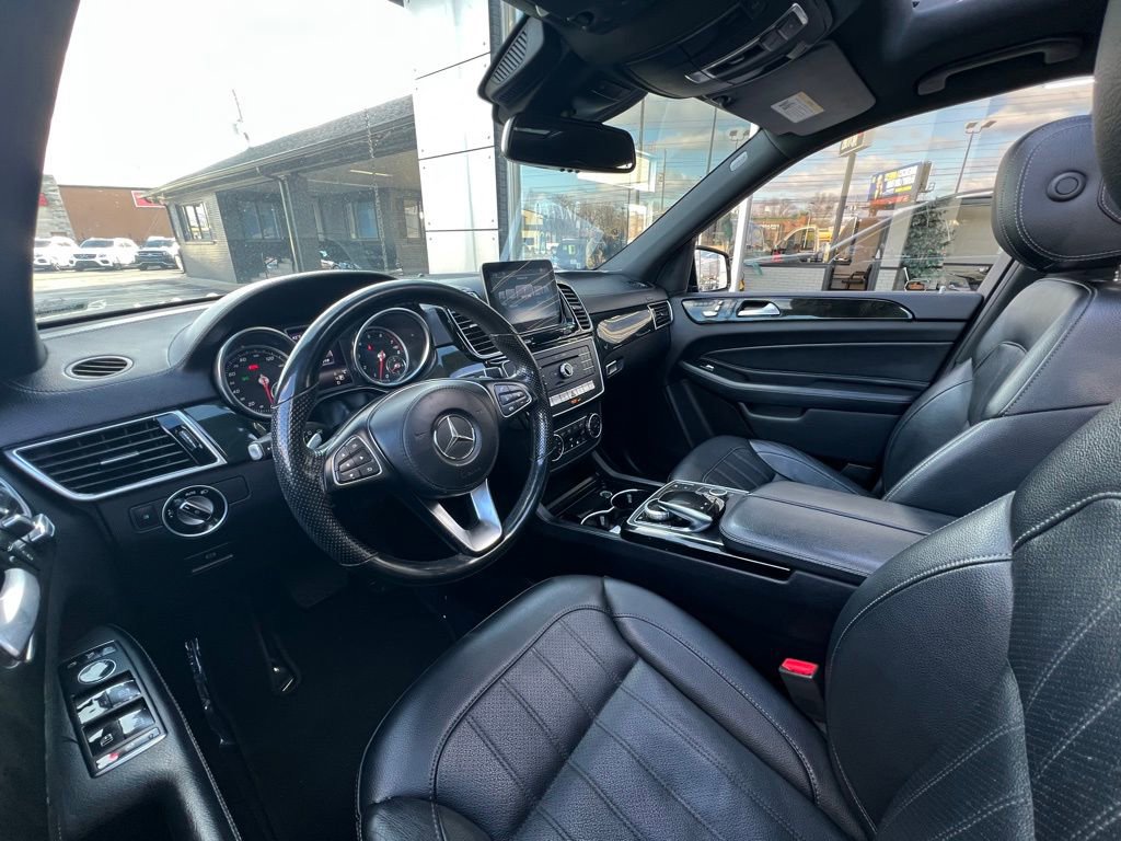 Used 2019 Mercedes-Benz GLS 450 4MATIC image 32