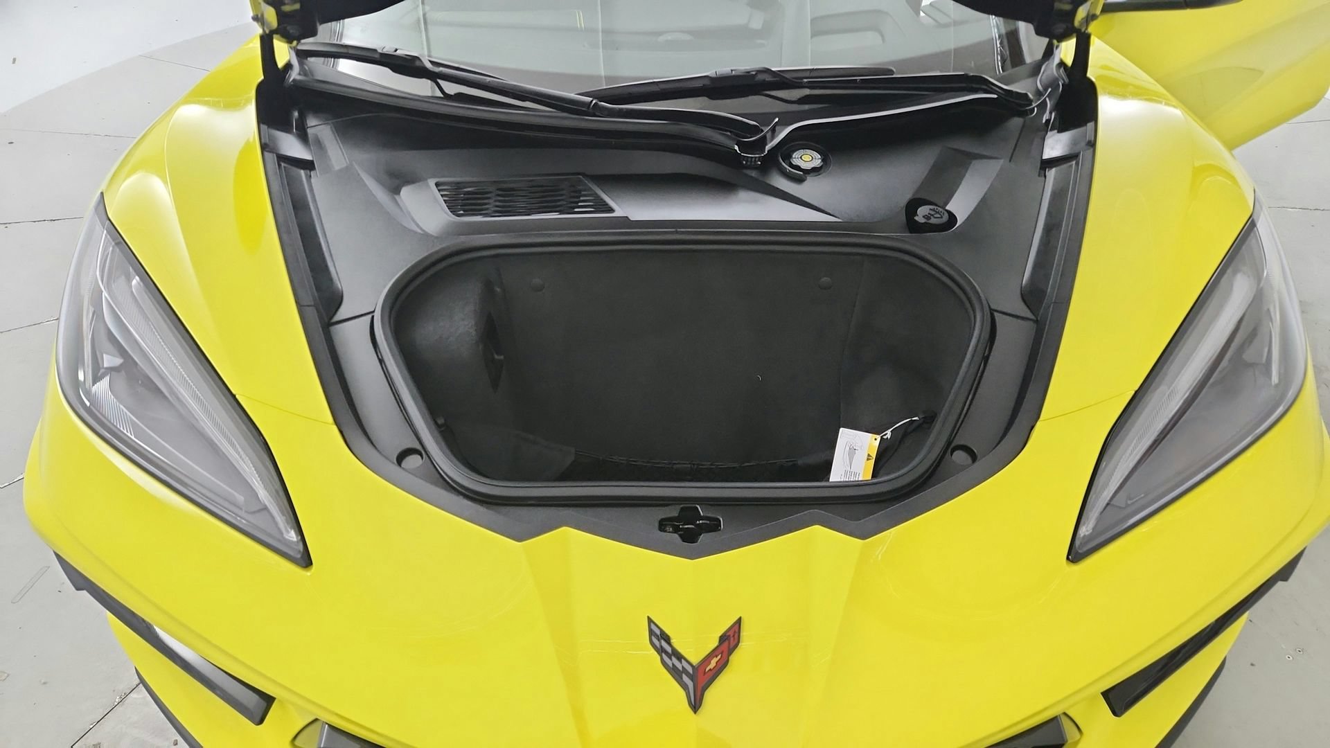 Certified 2023 Chevrolet Corvette Stingray Premium Cpe w/ Z51 Performance Package RWD image 19