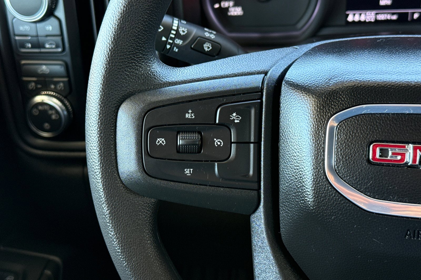 Used 2025 GMC Sierra 1500 Pro w/ Graphite Edition image 30