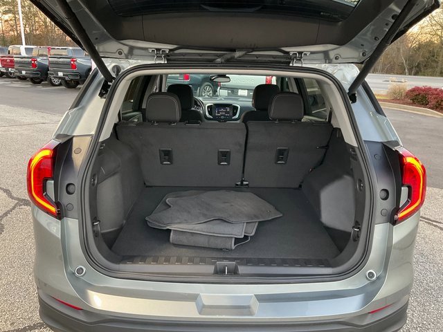 Certified 2023 GMC Terrain SLE w/ Driver Convenience Package image 16