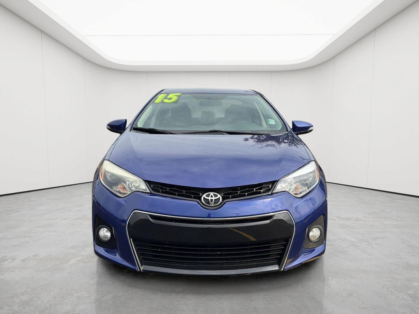 Used 2015 Toyota Corolla S FWD image 2