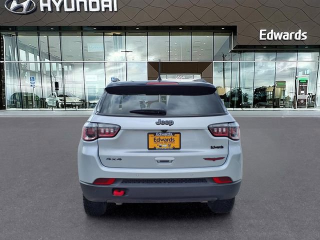 Used 2024 Jeep Compass Trailhawk image 5
