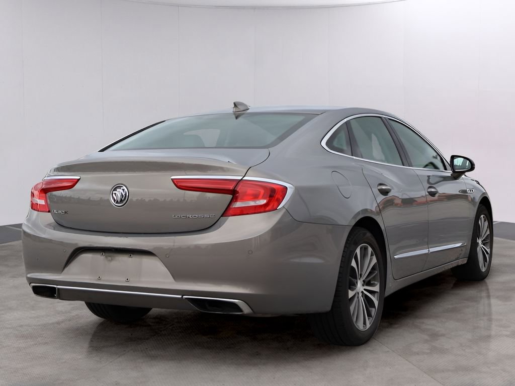 Used 2018 Buick LaCrosse Essence FWD image 7