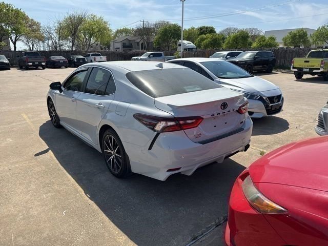 Used 2023 Toyota Camry SE FWD image 6