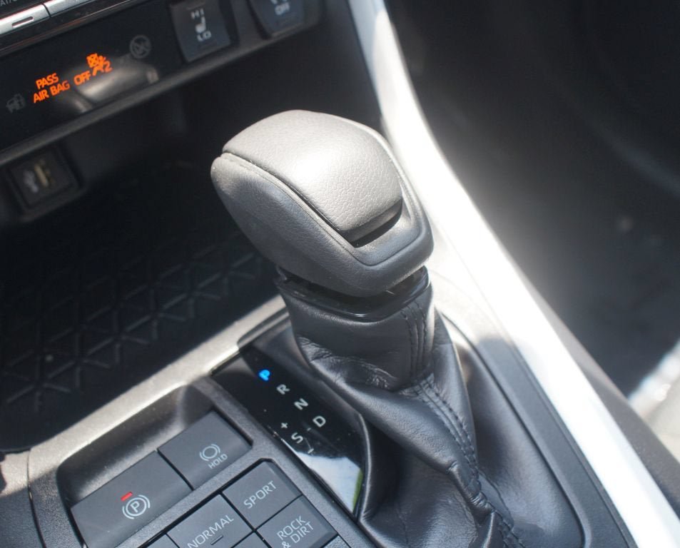 Used 2024 Toyota RAV4 XLE w/ Convenience Package AWD/4WD image 12
