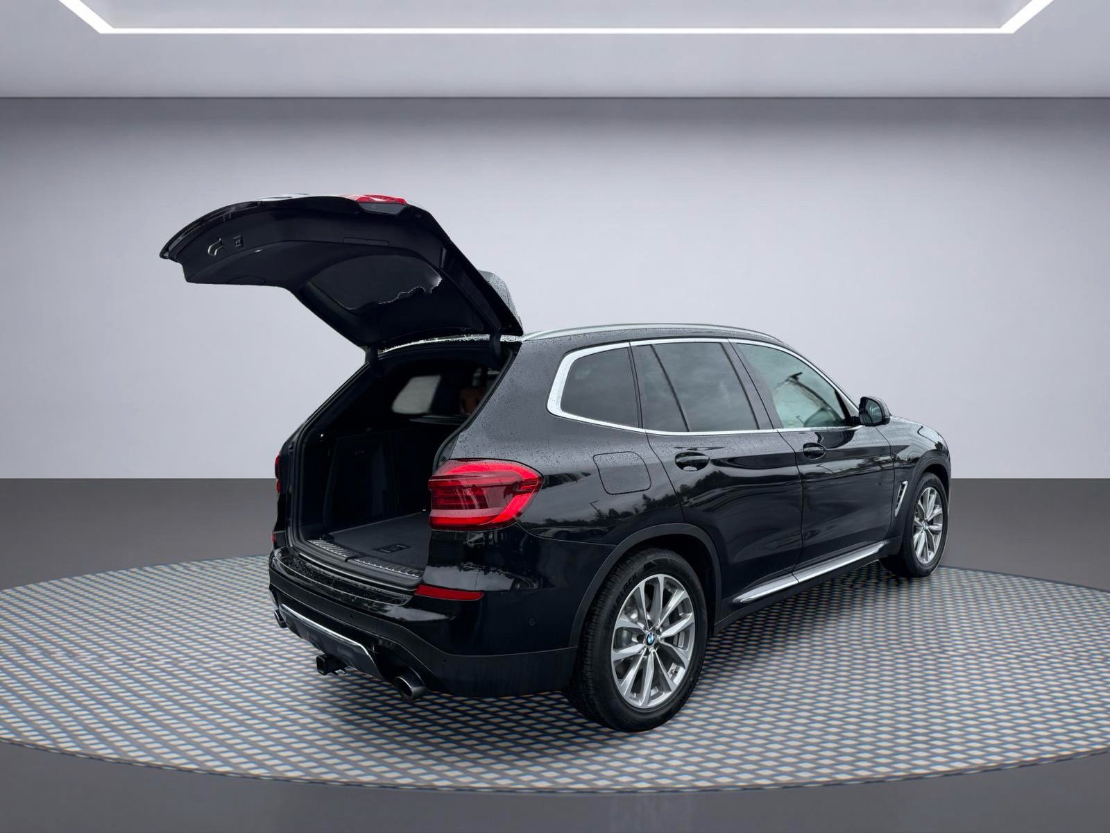 Used 2019 BMW X3 xDrive30i w/ Executive Package AWD/4WD image 9