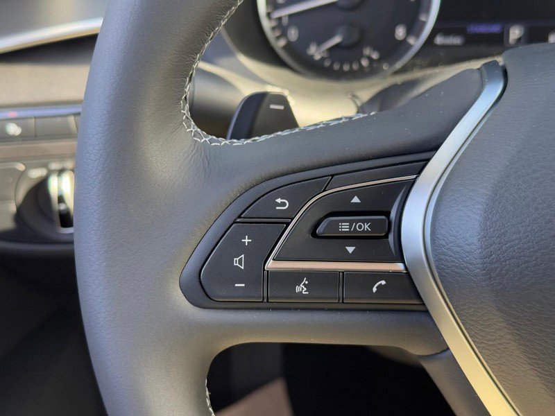 New 2025 INFINITI QX50 Pure image 12