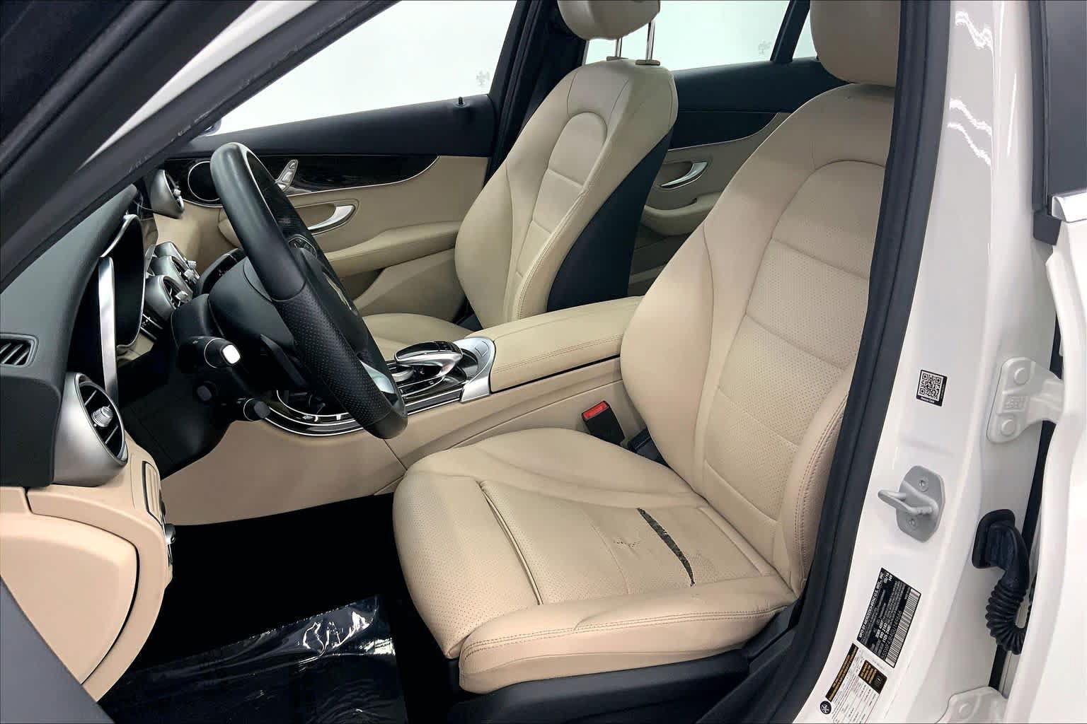 Used 2016 Mercedes-Benz C 300 Sedan image 21