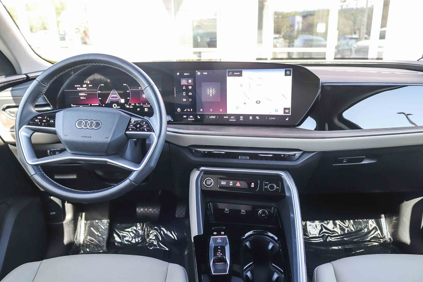Certified 2025 Audi Q5 Premium w/ Convenience Package AWD/4WD image 14