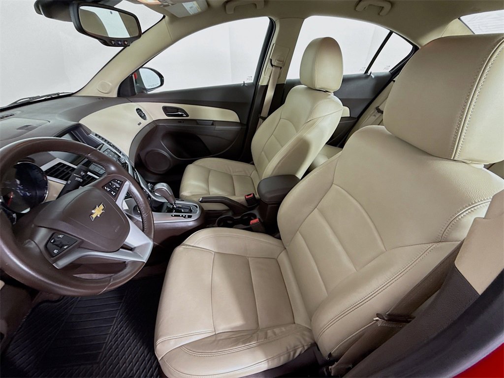 Used 2013 Chevrolet Cruze LT w/ Enhanced Safety Package image 5