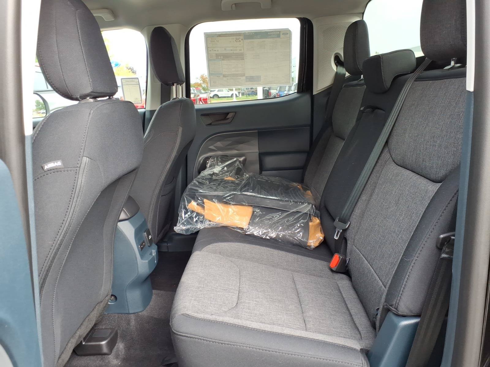 Used 2025 Ford Maverick XLT w/ XLT Luxury Package AWD/4WD image 8