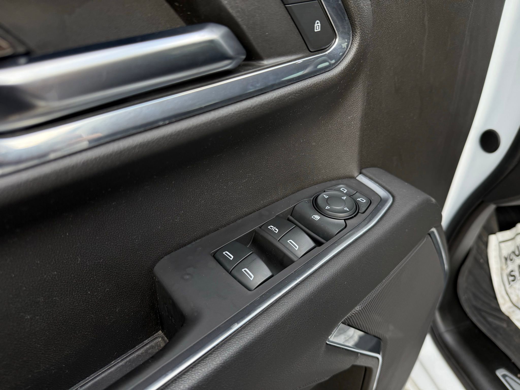 Used 2024 Chevrolet Silverado 1500 LT Trail Boss w/ Protection Package image 43