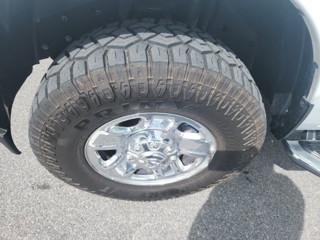 Used 2024 RAM 2500 Tradesman w/ Chrome Appearance Group AWD/4WD image 3