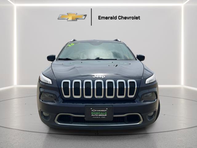 Used 2015 Jeep Cherokee Limited w/ Luxury Group AWD/4WD image 2
