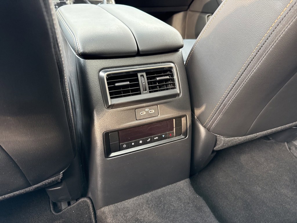 Used 2025 MAZDA CX-70 Plug-In Hybrid w/ Premium Pkg image 38